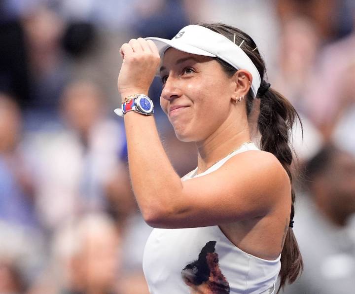 What Is the Meaning of Jessica Pegula’s Tattoo? WTA Star’s Emotional Connection Revealed Uncover Jessica Pegula’s tattoos, their origins, meanings, and hidden messages, each piece reflecting heartfelt