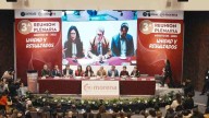 Luisa María Alcalde pide a diputados de Morena dejar lujos y ser más humildes