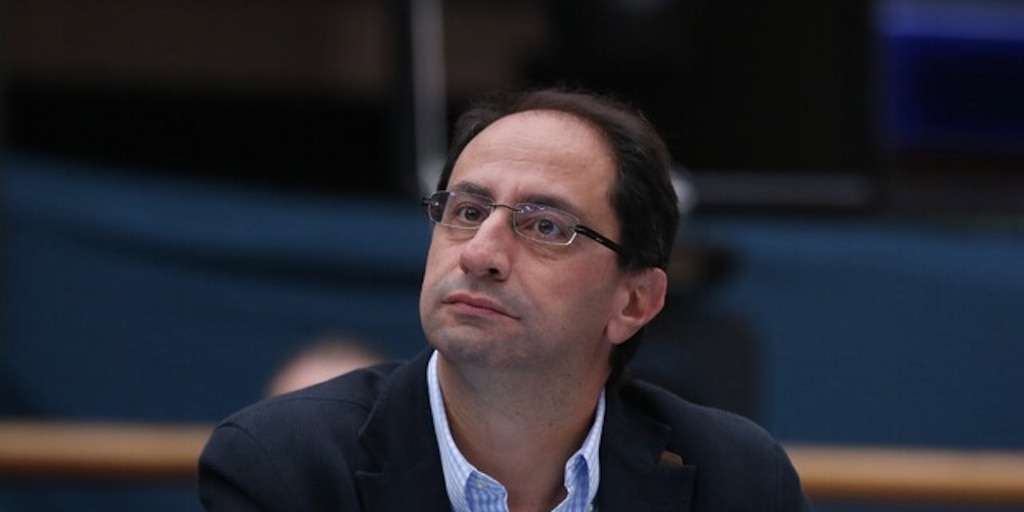 “El nuevo gobierno tendrá que reconstruir puentes con Washington”: Exministro de Hacienda José Manuel Restrepo sobre la descertificación de Colombia
