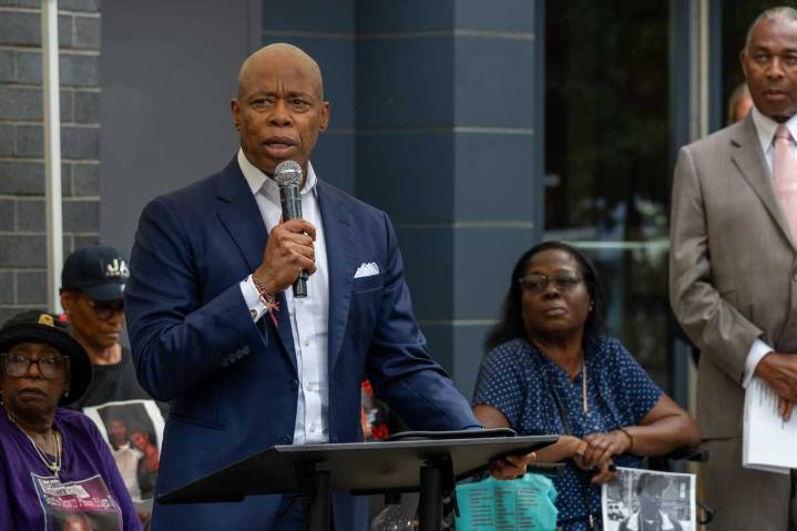 BREAKING: Mayor Eric Adams quits re-election campaign after sagging in polls