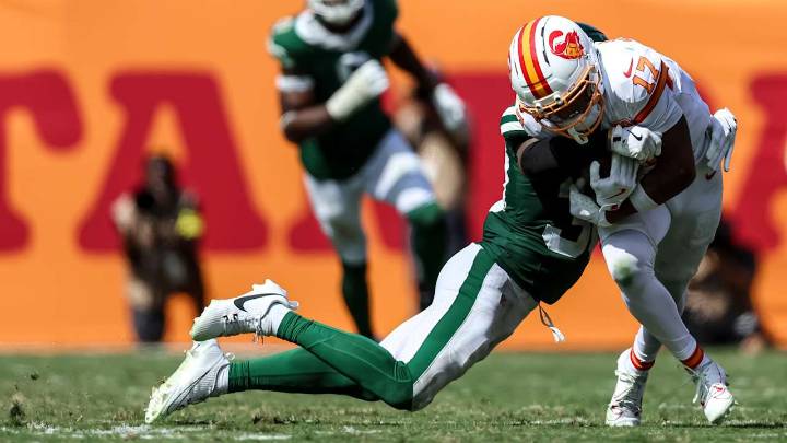 Baker Mayfield's 'Crazy Lunatic' Sterling Shepard Plays Key Role in Win