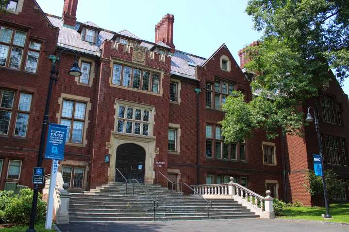 Mount Holyoke College to be tuition-free for families making less than $150K