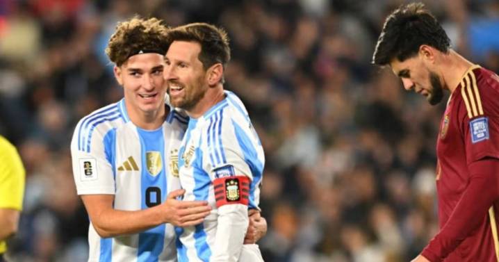 Goleada de Argentina 3 a 0 con doblete de "Leo" Messi