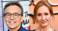 J.K. Rowling responde a críticas de director de Harry Potter por sus posturas sobre género