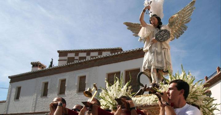 Romería San Miguel Arcángel del Albaicín 2025: Horario e itinerario