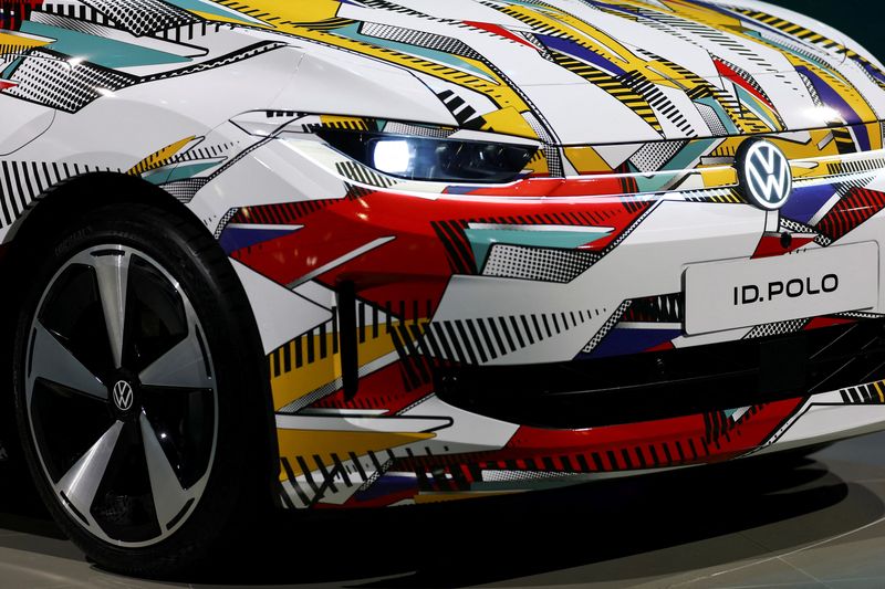 Volkswagen to invest up to a billion euros in AI by end of decade