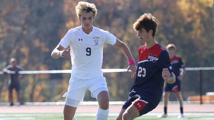 Mendham jolts No. 2 Delbarton, ending long winning streaks