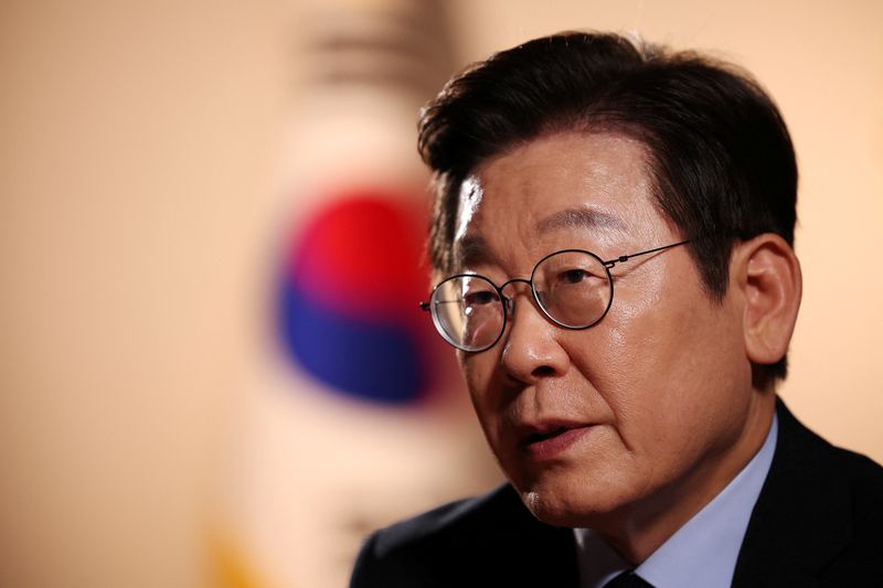 South Korean president says US tariffs talks worrying FX market