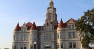 'A microcosm of the whole state': Meet one of the only Iowa counties that shifted toward Democrats in the last 12 years