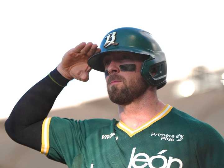 Jimmy Kerrigan estaría por firmar con Tiburones