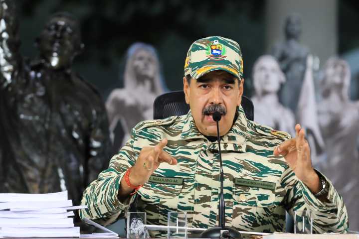 Maduro: Venezuela se alza por la paz y contra el imperialismo