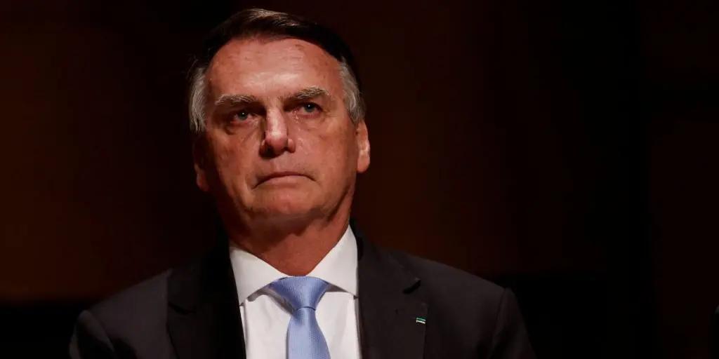 Bolsonaro fue hospitalizado de emergencia en Brasilia por «malestar general y vómitos»