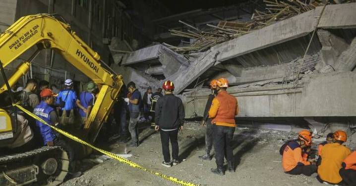 Indonesian school collapses, 65 students trapped