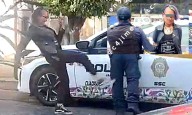 Feminista patea a policía durante reporte doméstico en CDMX y es detenida