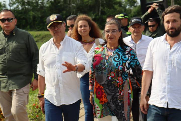 Detalles de la visita presidencial a la sede Mar Agrícola en...