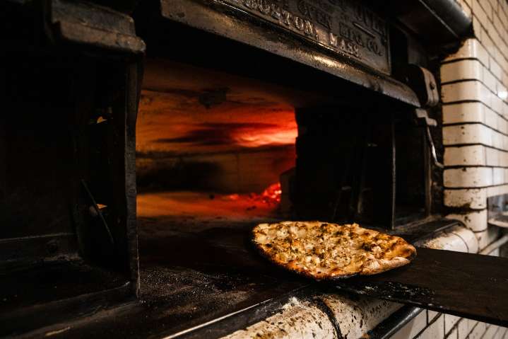 Iconic New England pizza restaurant coming to The Big E, but only for a few days