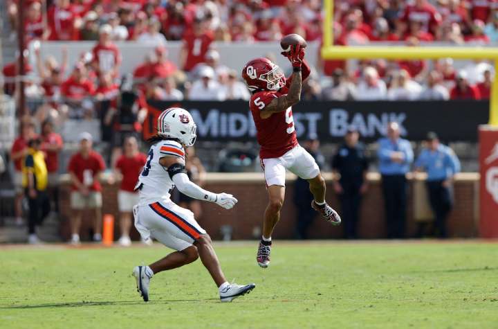 No. 11 Oklahoma’s 9 sacks and Mateer’s late TD sink No. 22 Auburn and ex