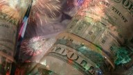Peso grita “¡viva México!”, dólar cae a nuevo mínimo del año