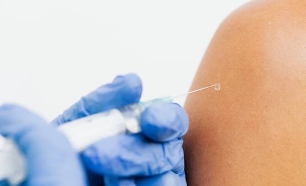 Vacunan gratis contra el dengue en La Plata: paso a paso cómo inscribirse y a quiénes la aplican