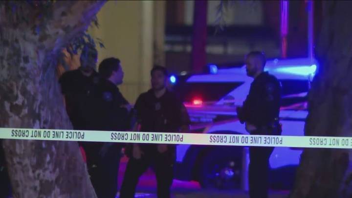 2 shot in West Phoenix following apparent attempted robbery: PD