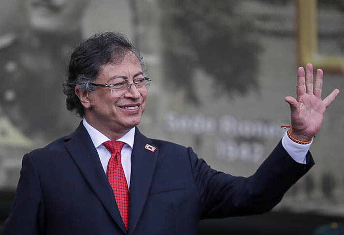 Petro viaja mañana a Japón y Benedetti queda como ministro delegatario