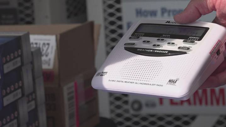 Knoxville EMA gives away 55 weather radios to neighbors
