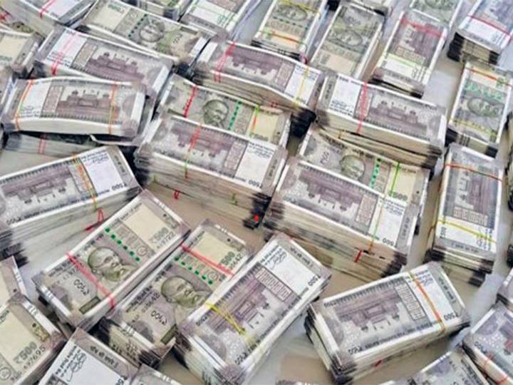 Rupee plunges 51 paise to all-time low of 88.79 on H1