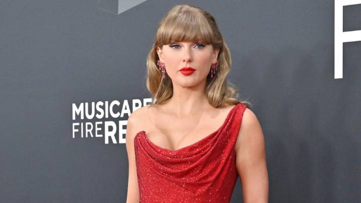 Why Does Taylor Swift's Website Have a Mysterious Progress Bar?