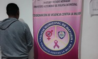 Polimaturín detienen a hombre por golpear a su pareja