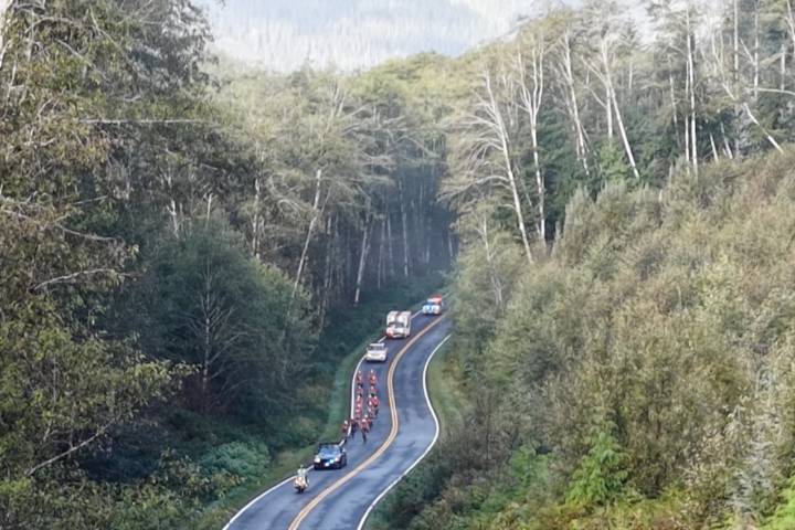 View Royal sendoff starts 1200-kilometre ride for kids with cancer