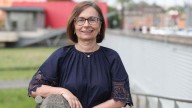 La doctora Isolina Riaño, premiada por la Organización Médica Colegial