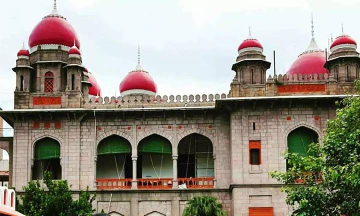 Bhoodan lands encroachment: Telangana HC issues notice to Ranga Reddy DC for failing to implement directions
