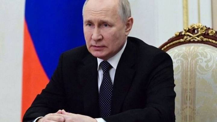 Vladimir Putin propone a EU propone prolongar un año tratado de desarme nuclear