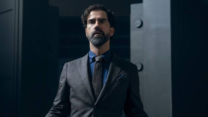'Gen V's Mysterious New Villain Actor Reveals Season 2 Is "Grabbing the News by the Throat"