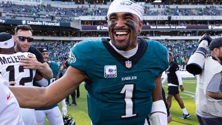 Who had better pregame looks Dallas cowboys or Philadelphia Eagles?