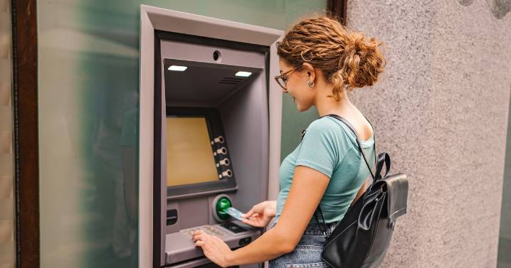 Brits could get £200 free 'before Christmas' by switching to these banks