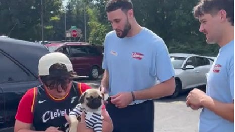 Can you sign my jersey?: Larry Nance Jr. works at Swensons to benefit APS