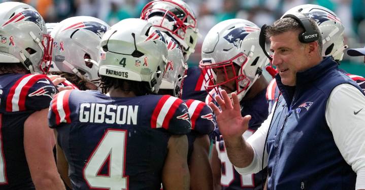 Who has the edge between Patriots and Steelers in NFL Week 3?