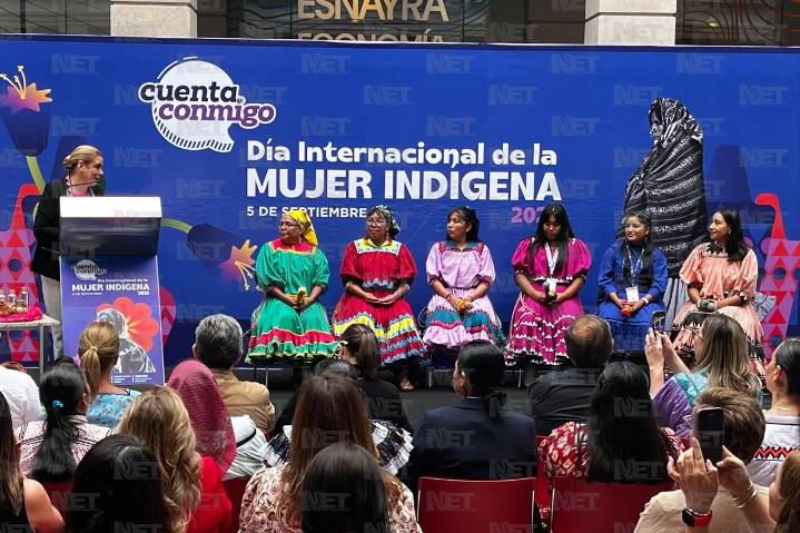 Encabeza Maru celebración por el Día de la Mujer Indígena