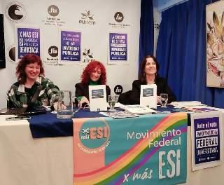 Presentaron trabajo interuniversitario que reune experiencias sobre la implementación de la ESI