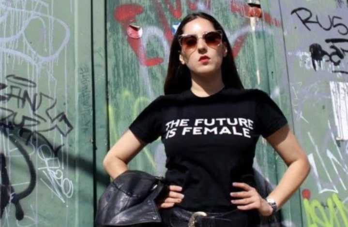 Es actriz chilena, activista feminista y está detenida en Argentina por robar a hombres: la ‘Viuda Negra’