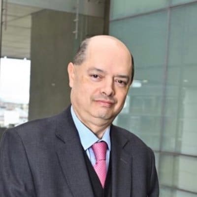 Enrique Vargas Lleras denunció al MinSalud y pide que no pueda salir del país por “riesgo de fuga”