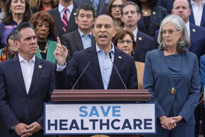‘Say it to my face’: Jeffries slams Trump over racist AI video