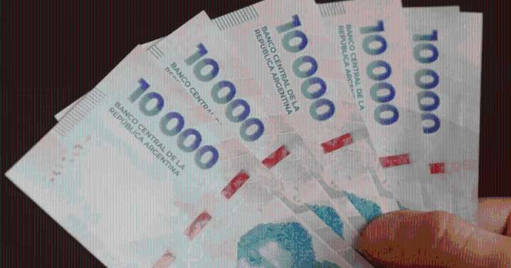 Inició el pago de salarios a estatales y municipales de Neuquén: ¿quiénes cobran con aumento este martes?
