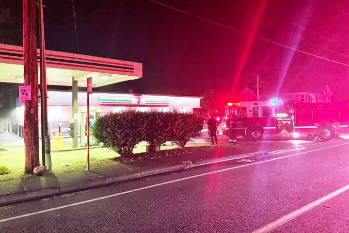 Kent man charged with Enumclaw 7