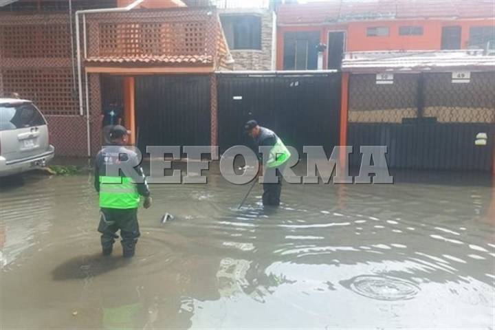 Provoca lluvia daños en 40 viviendas en Iztapalapa