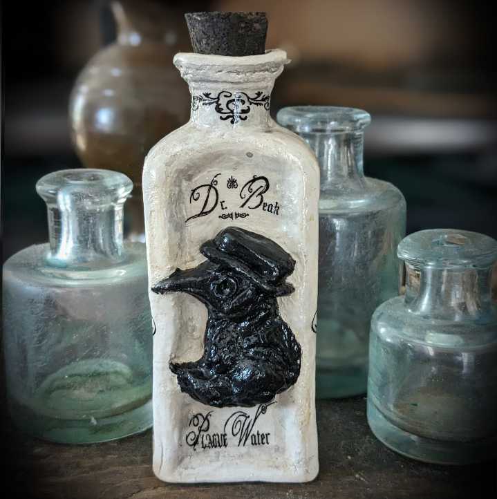 Vampires and poison bottles: Unusual art highlights fall Deerfield Craft Fair