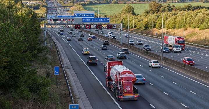 Motorists should 'take up key habit' from this month as autumn arrives