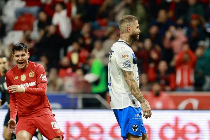 El ‘Turco’ Mohamed presintió que Sergio Ramos intentaría un ‘Panenka’ y así su portero lo logró detener