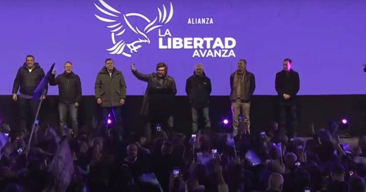 Habla Javier Milei en el cierre de campaña en Moreno: «Quiero agradecer al jefe, a Karina Milei»